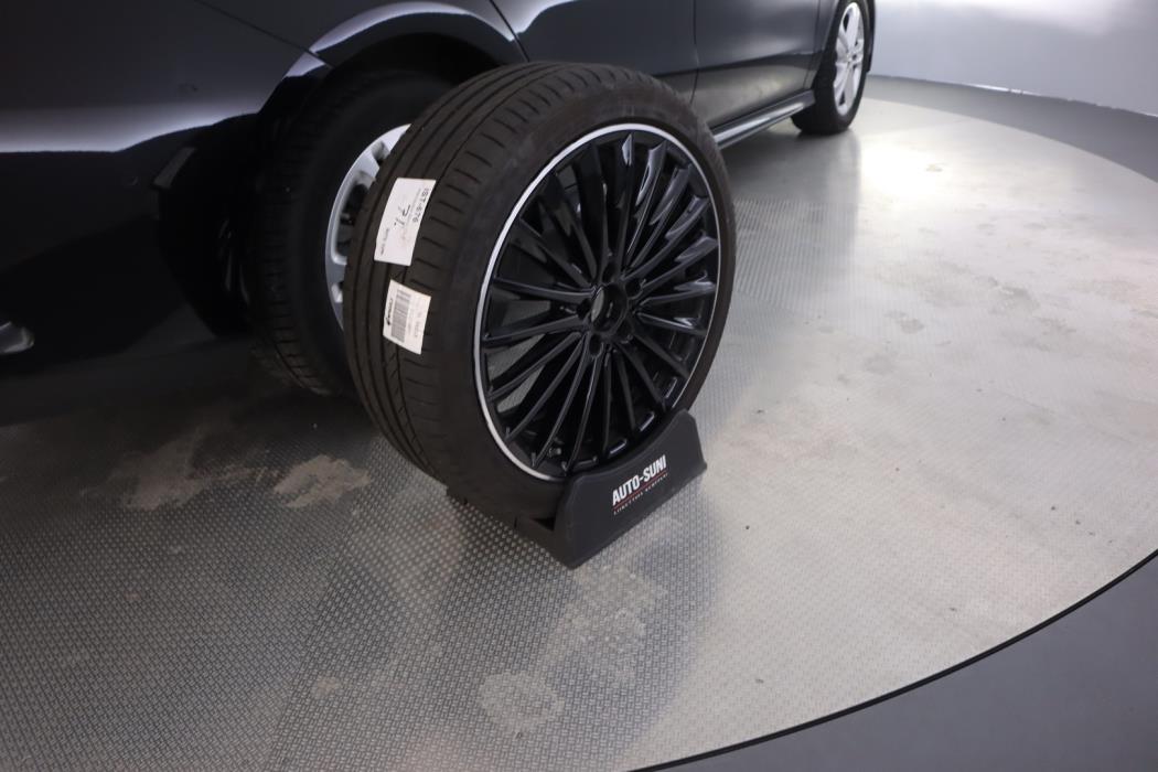 MERCEDES-BENZ CLA 2024