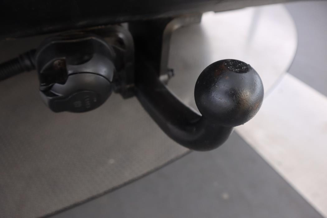 VOLKSWAGEN Amarok 2011