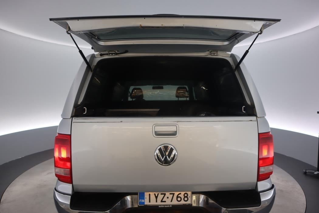 VOLKSWAGEN Amarok 2011