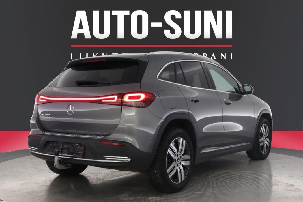 MERCEDES-BENZ EQA 2023