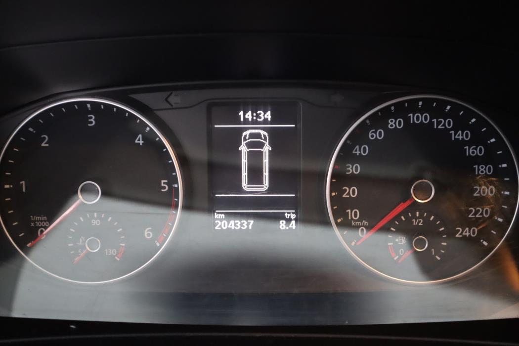 VOLKSWAGEN Transporter 2016