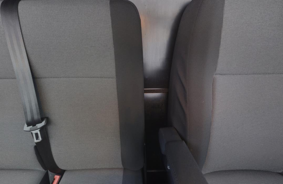 VOLKSWAGEN Transporter 2016