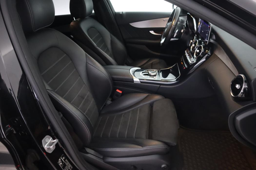 MERCEDES-BENZ C 2021