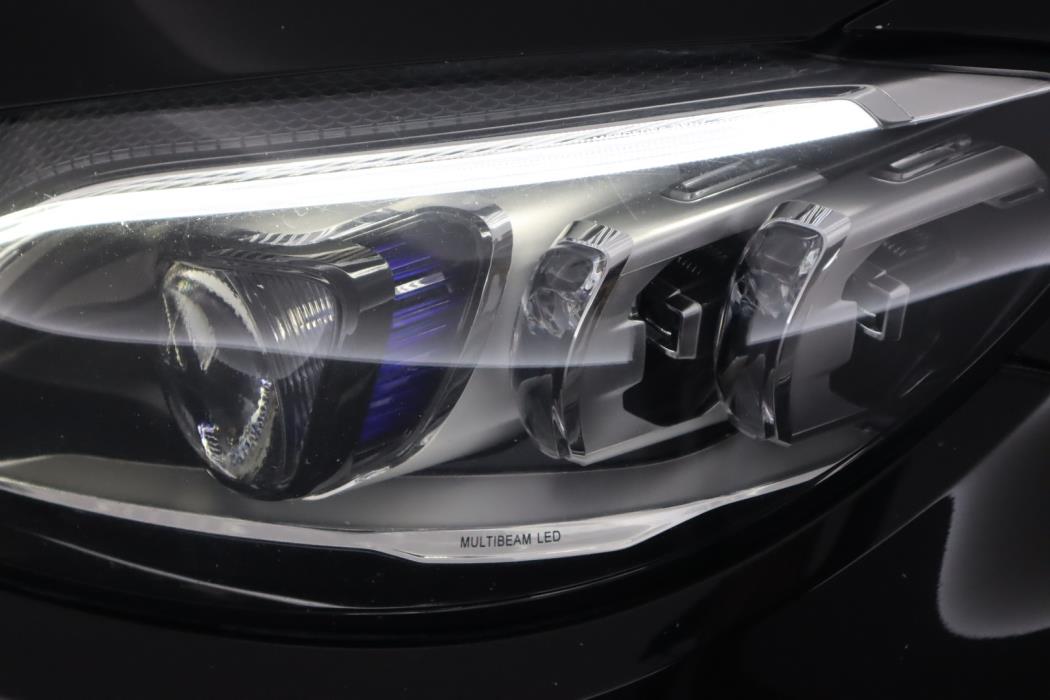 MERCEDES-BENZ C 2021