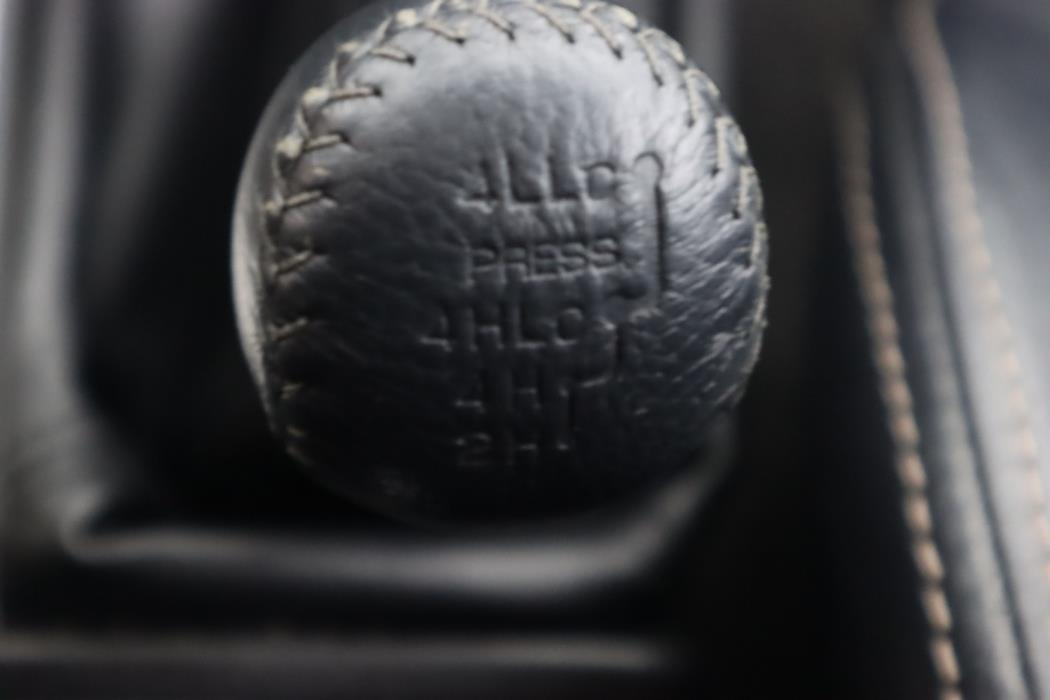 MITSUBISHI L200 2011