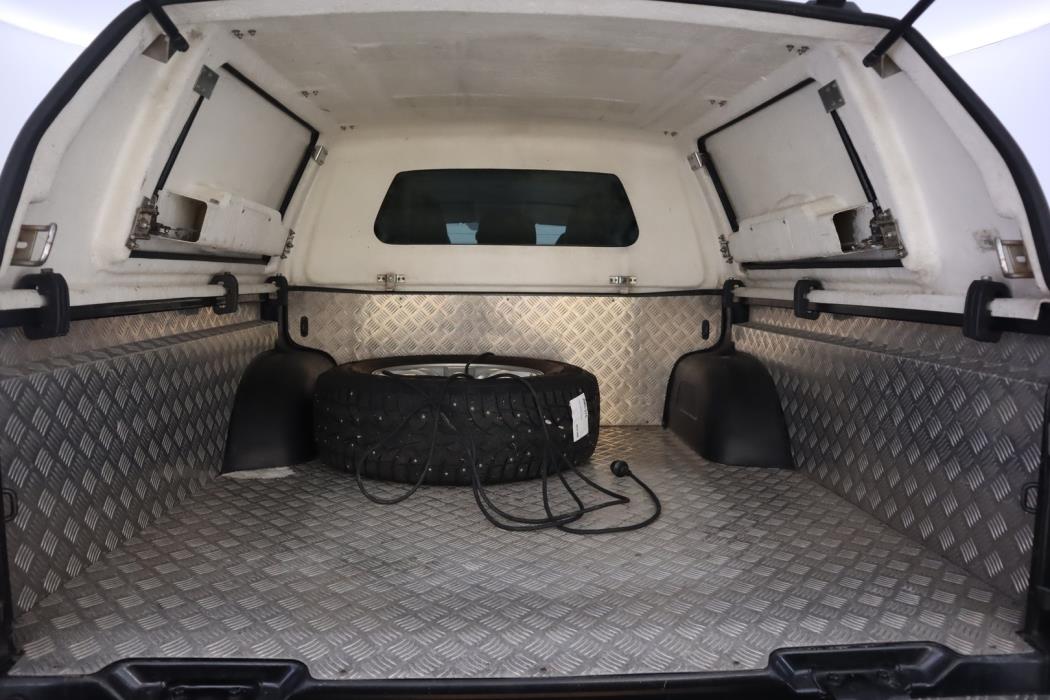 MITSUBISHI L200 2011