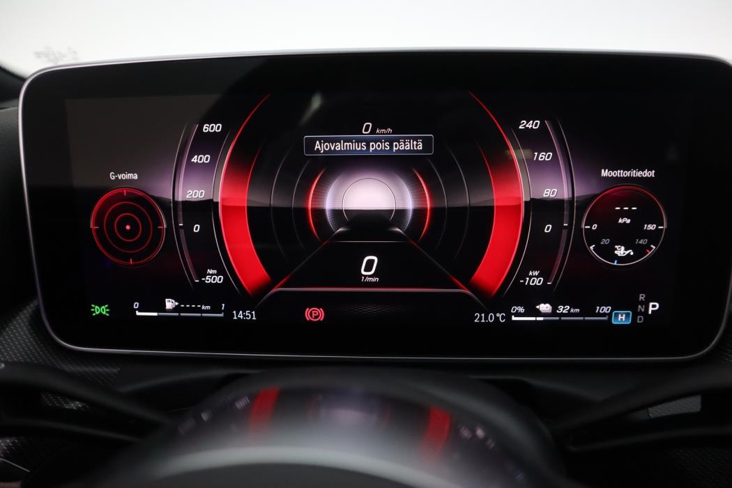 MERCEDES-BENZ C 2026