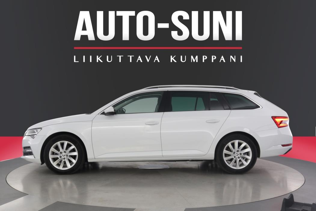 SKODA Superb 2023