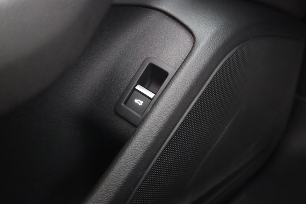 AUDI A4 2017
