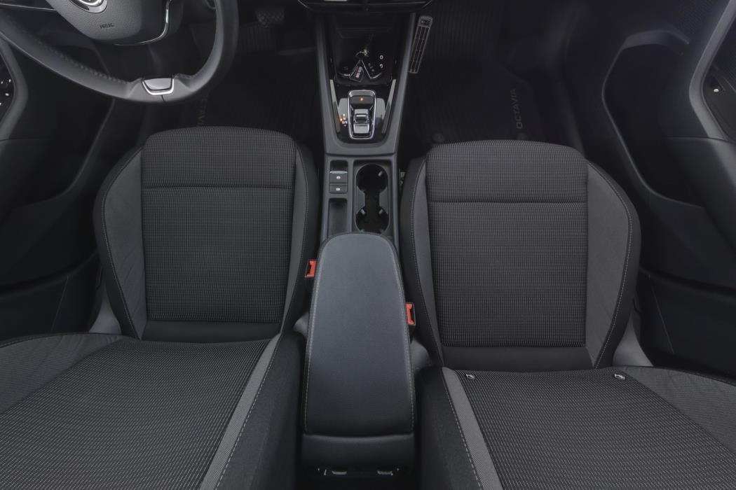 SKODA Octavia 2021
