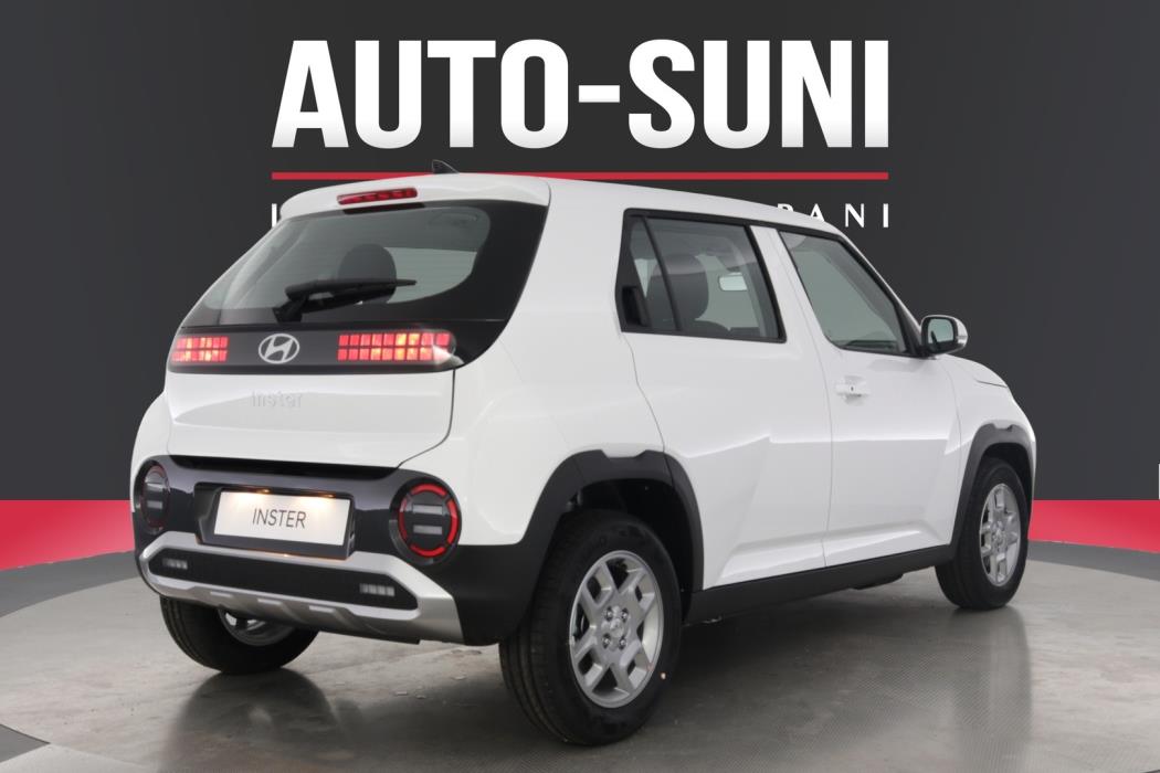 HYUNDAI INSTER 2025