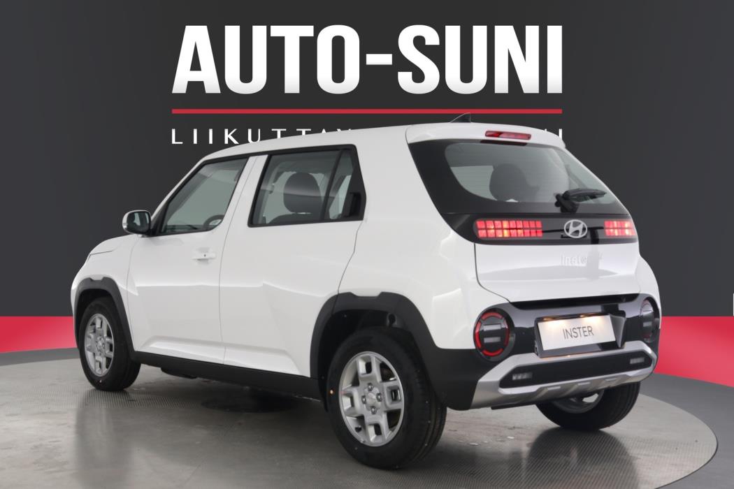 HYUNDAI INSTER 2025