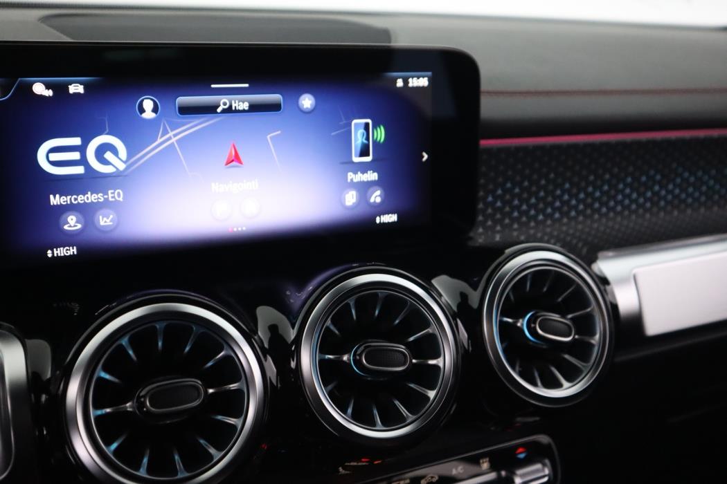 MERCEDES-BENZ EQB 2026