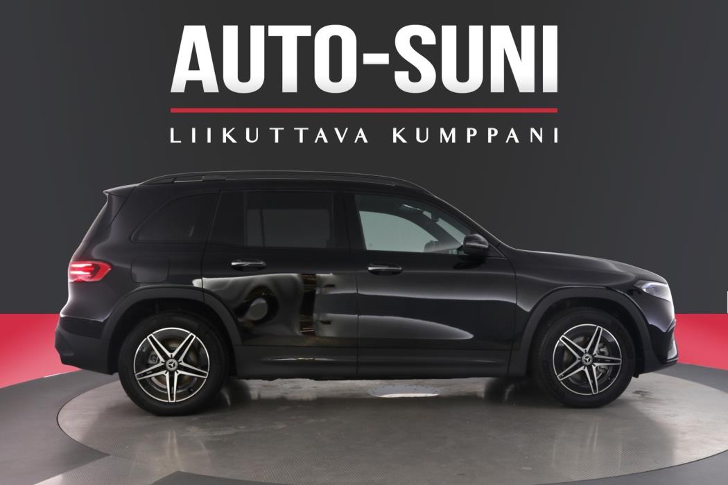 MERCEDES-BENZ EQB 2026