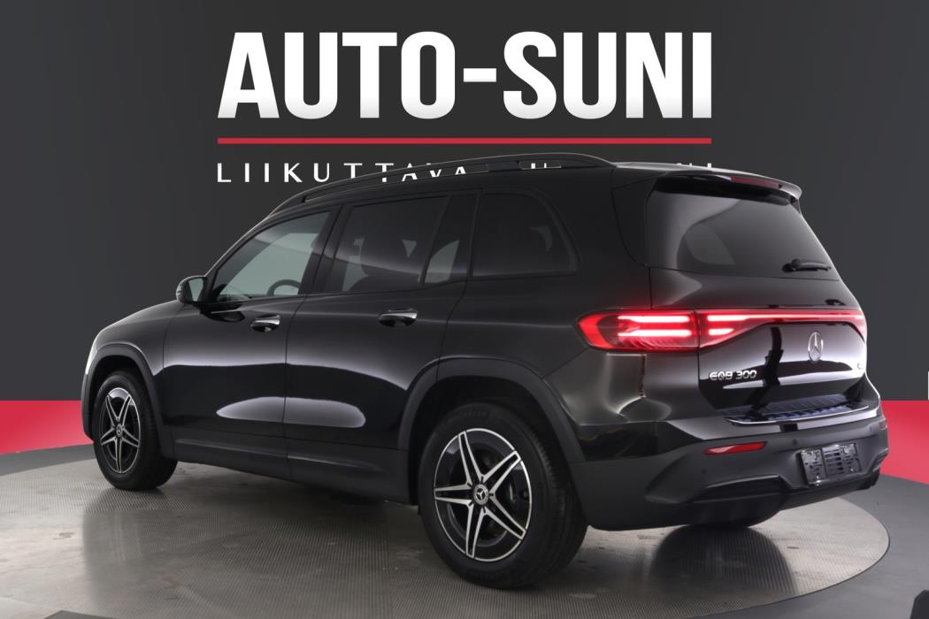 MERCEDES-BENZ EQB 2026