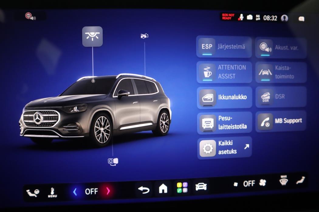 MERCEDES-BENZ GLB 2026