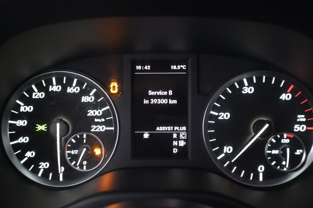 MERCEDES-BENZ Vito 2016