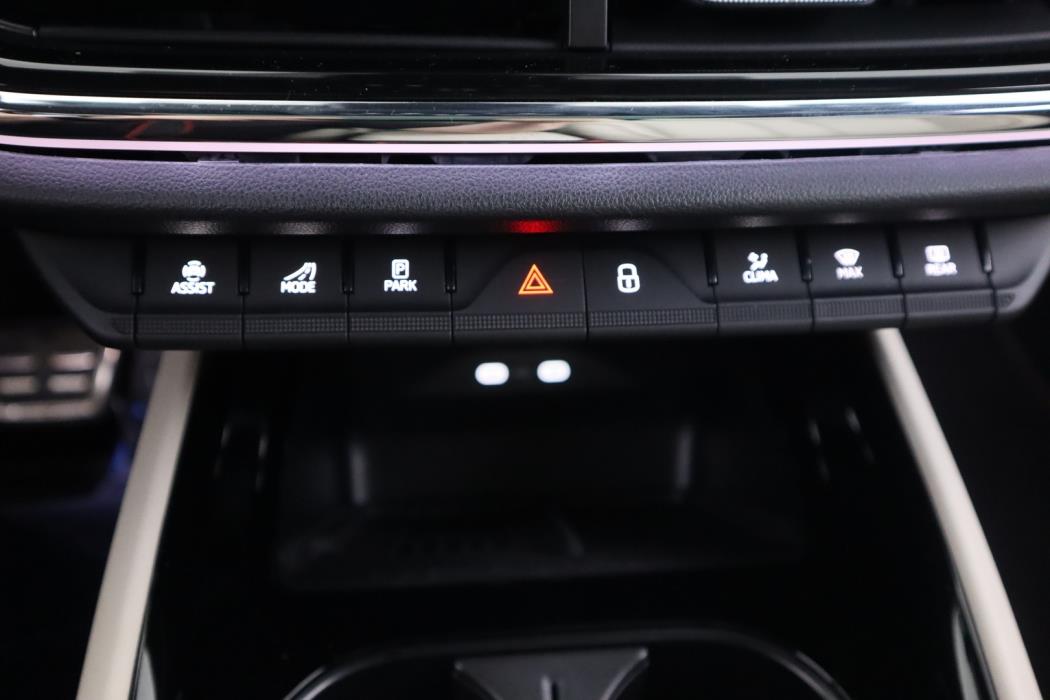 MERCEDES-BENZ EQS 2022