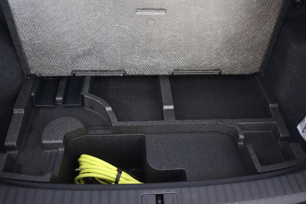 MERCEDES-BENZ EQS 2022