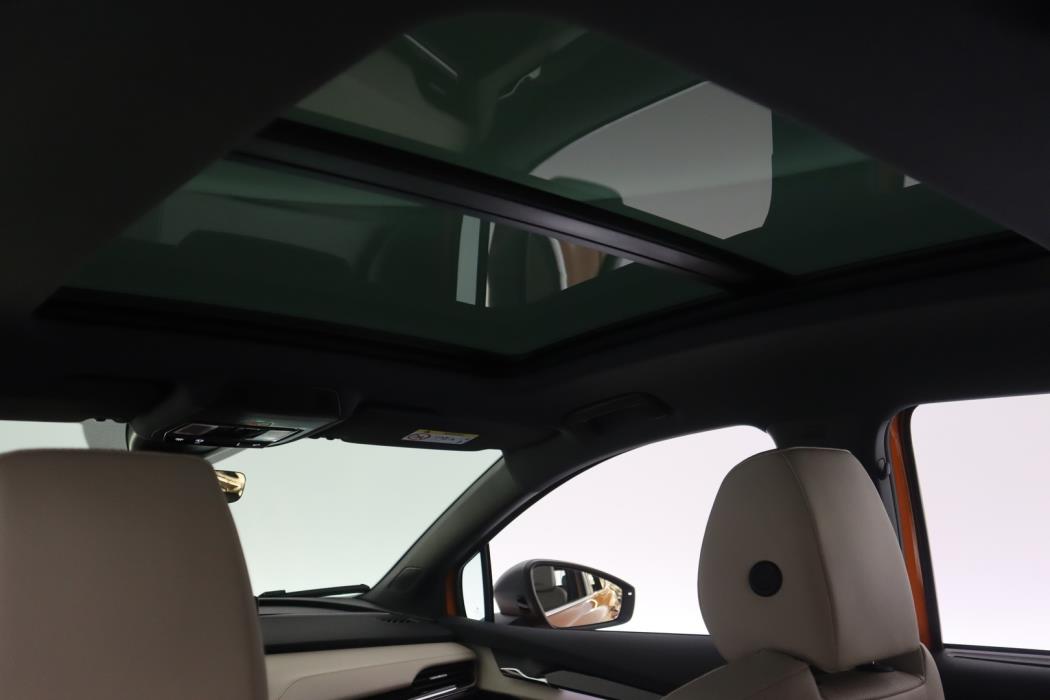 MERCEDES-BENZ EQS 2022