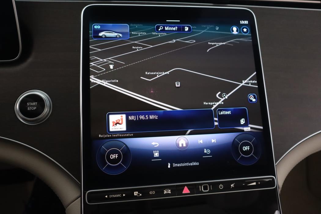 MERCEDES-BENZ EQS 2022