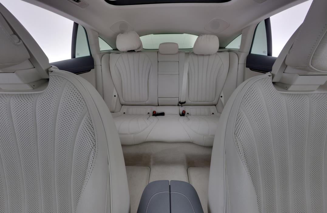 MERCEDES-BENZ EQS 2022