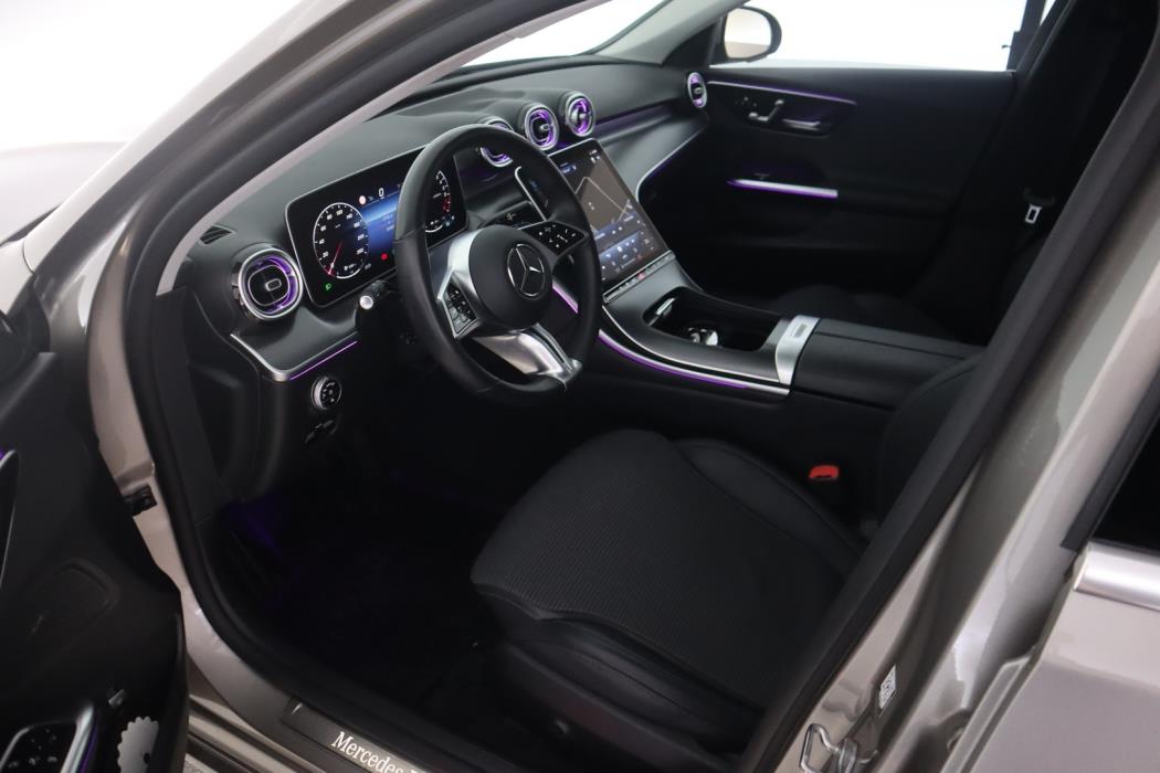 MERCEDES-BENZ C 2023