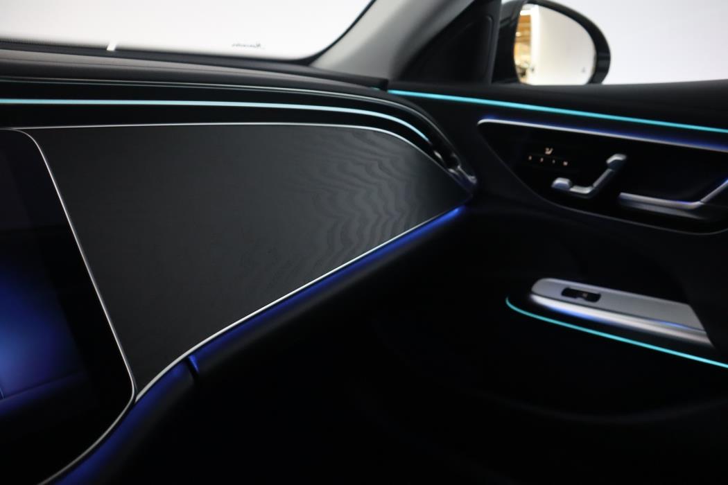 MERCEDES-BENZ E 2026