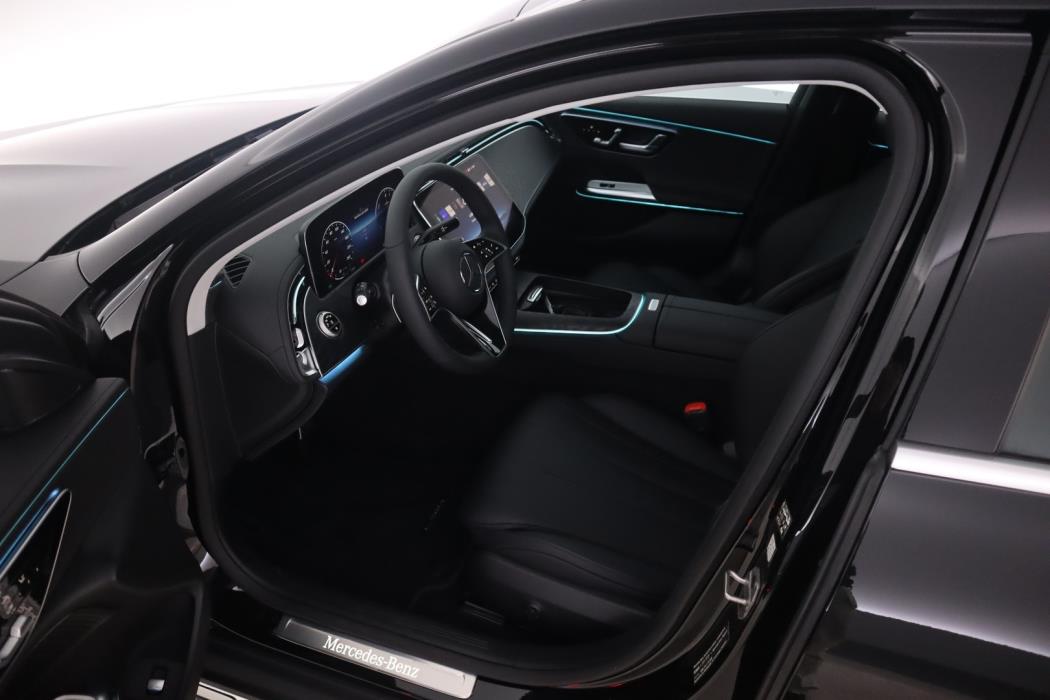 MERCEDES-BENZ E 2026