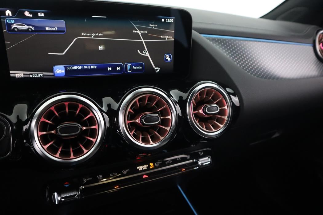 MERCEDES-BENZ EQA 2026