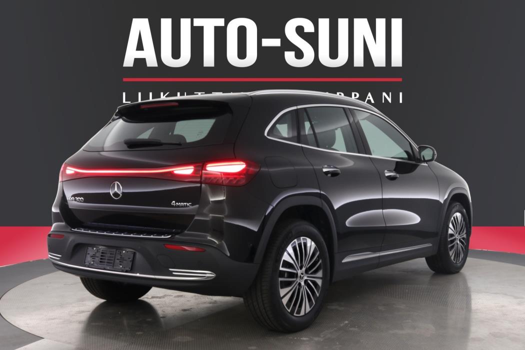 MERCEDES-BENZ EQA 2026