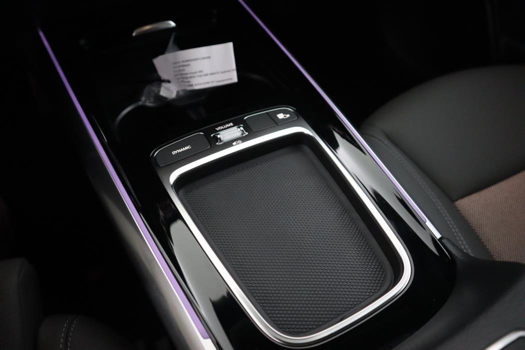 MERCEDES-BENZ EQA 2026