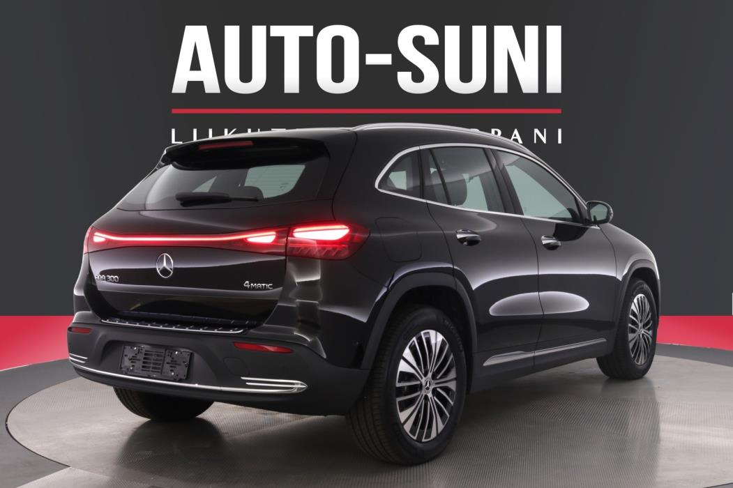 MERCEDES-BENZ EQA 2026