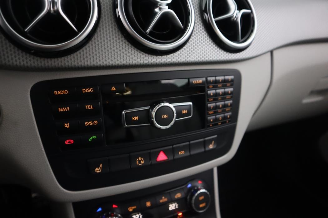 MERCEDES-BENZ B 2014
