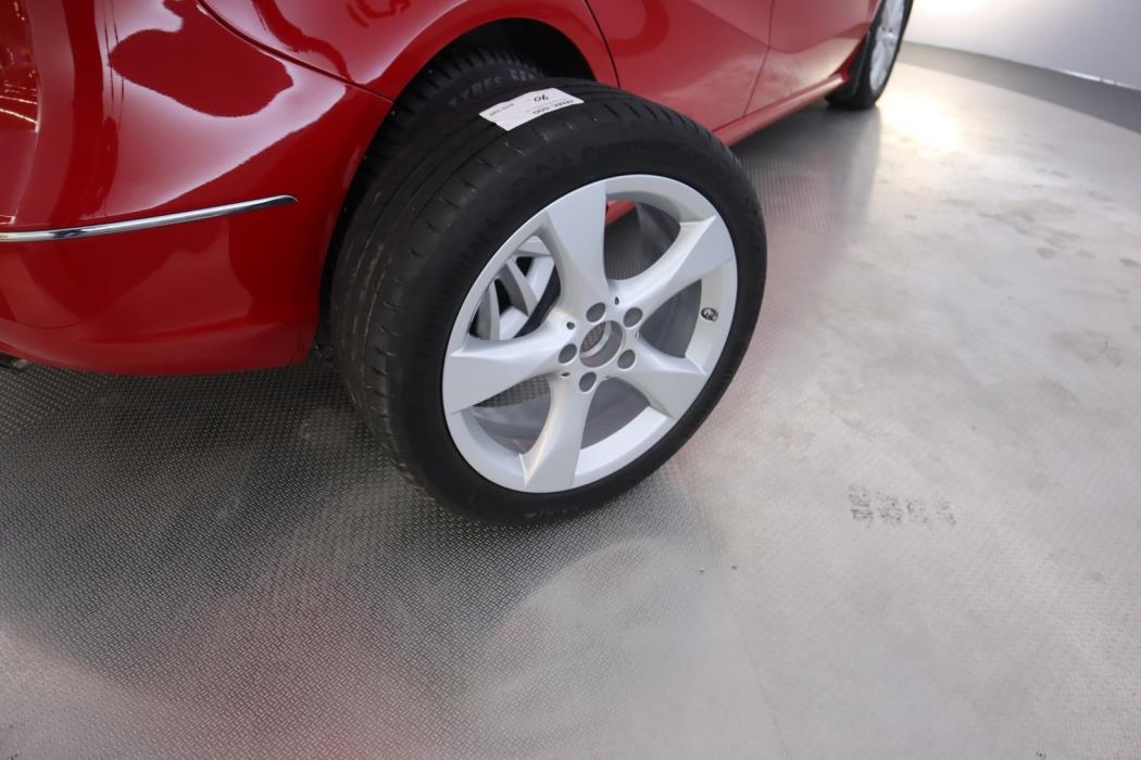 MERCEDES-BENZ B 2014