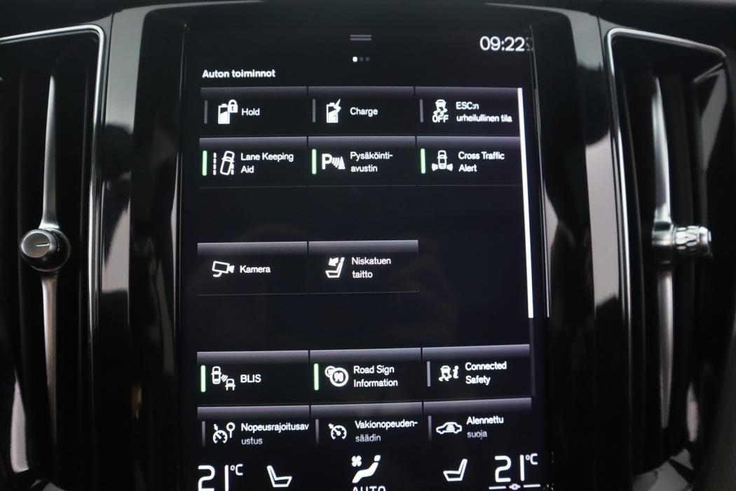 VOLVO XC60 2018