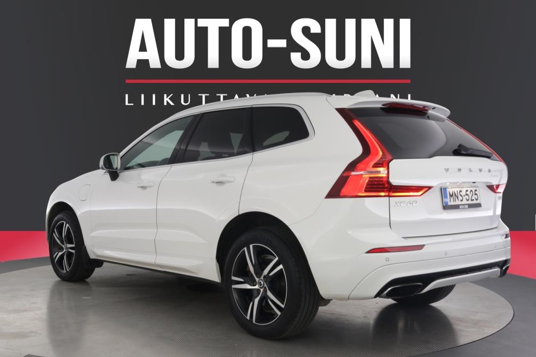 VOLVO XC60 2018