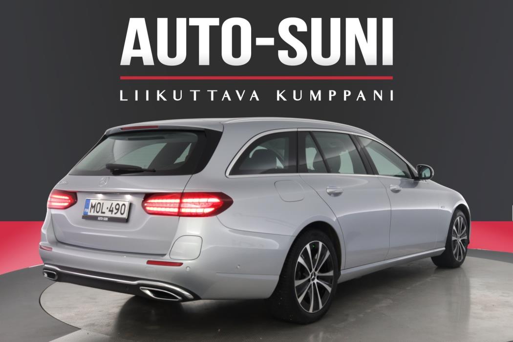 MERCEDES-BENZ E 2021