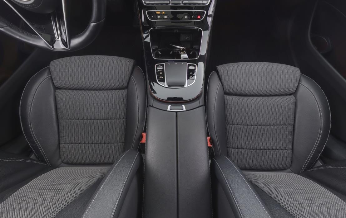 MERCEDES-BENZ E 2021