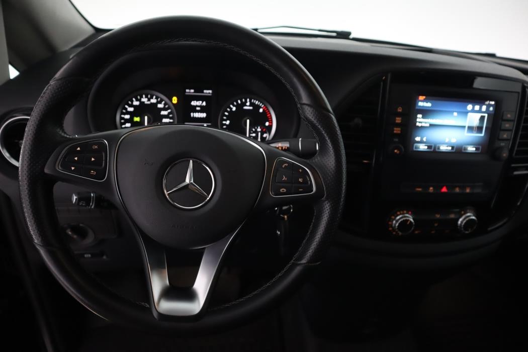 MERCEDES-BENZ Vito 2023