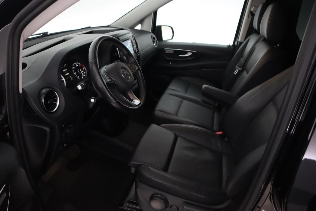 MERCEDES-BENZ Vito 2023