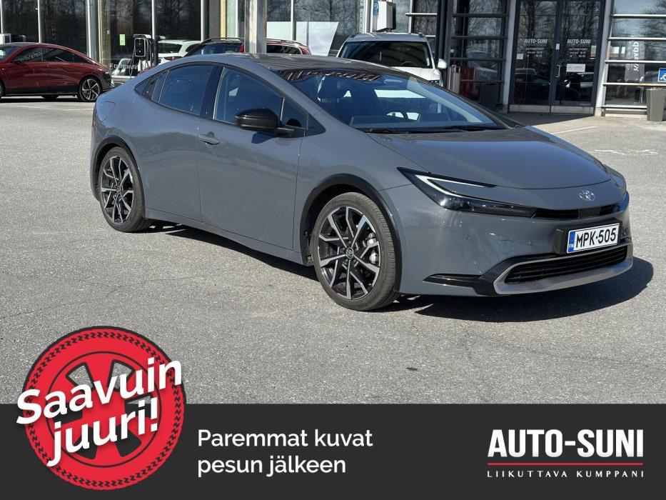 TOYOTA Prius Plug-in 2023