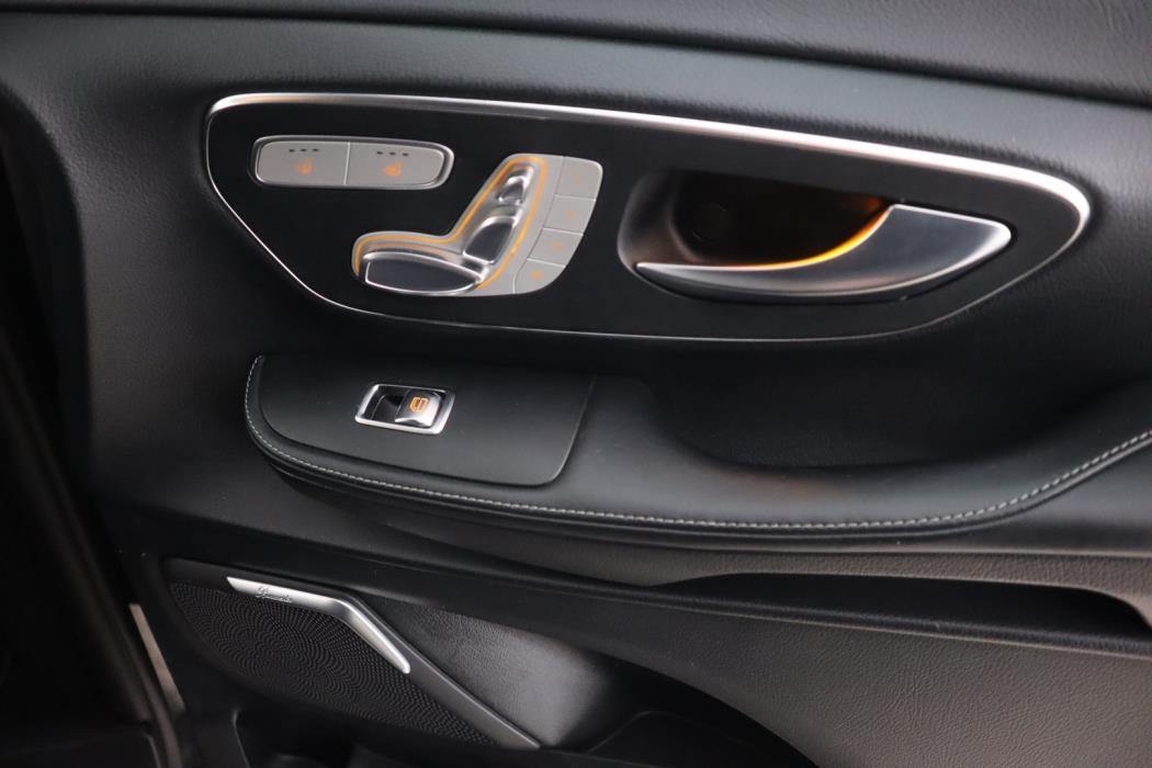 MERCEDES-BENZ V 2020