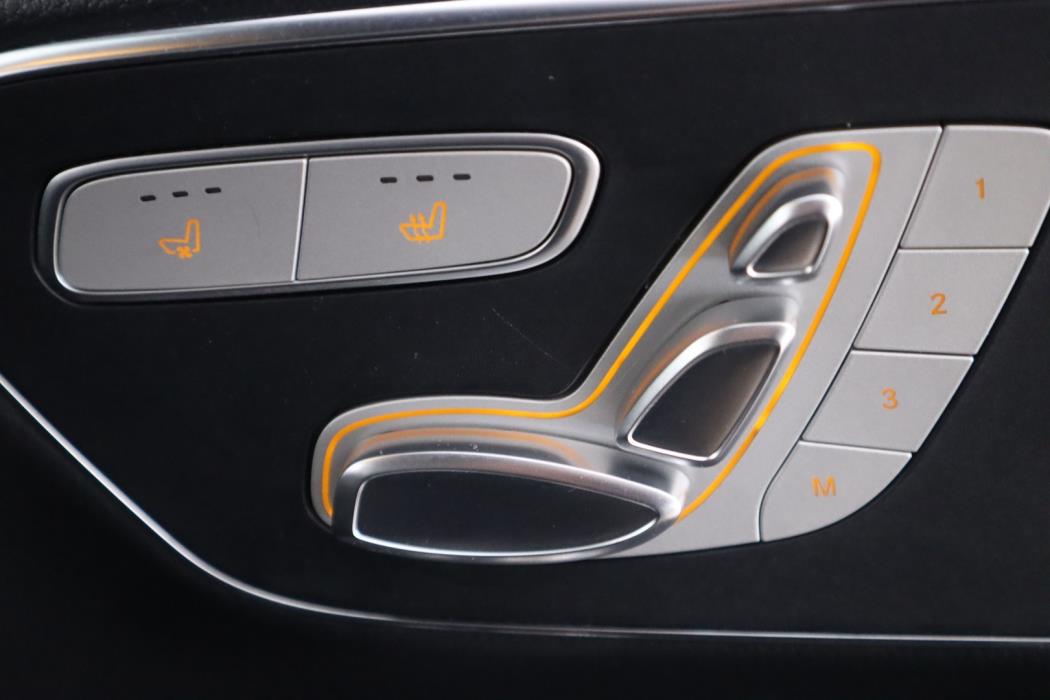 MERCEDES-BENZ V 2020