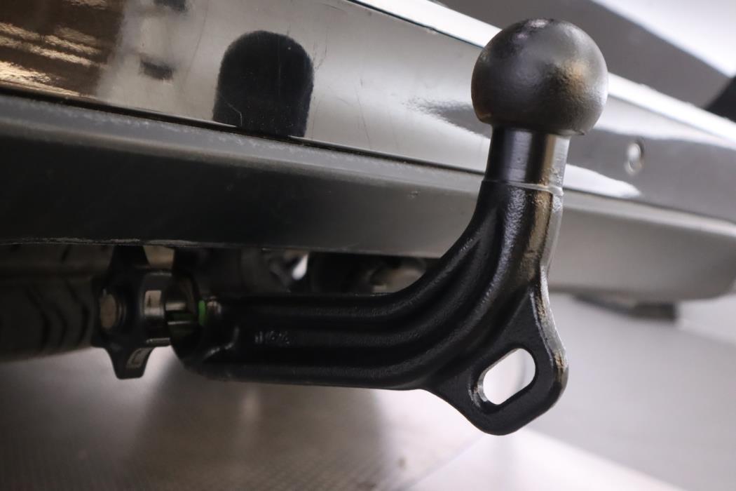 MERCEDES-BENZ V 2020