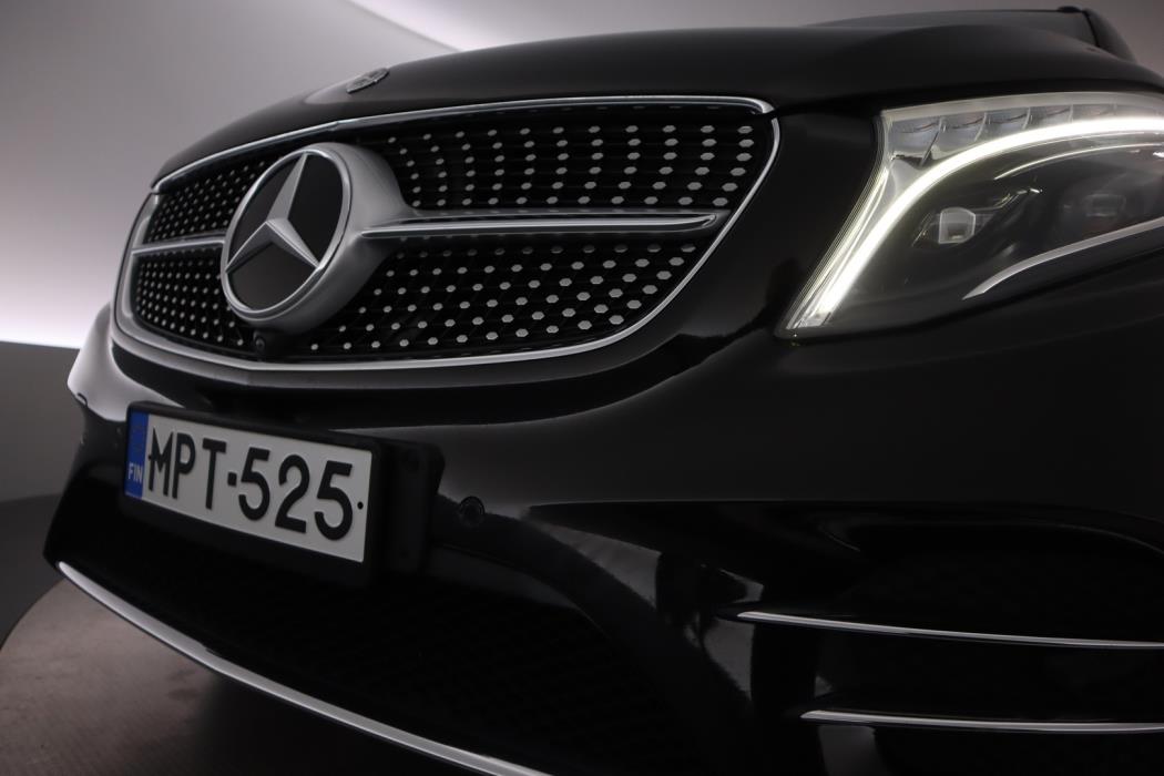 MERCEDES-BENZ V 2020