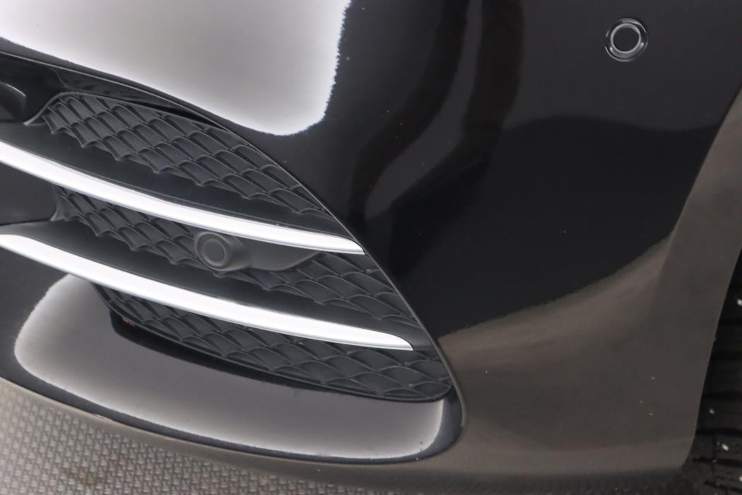 MERCEDES-BENZ V 2020