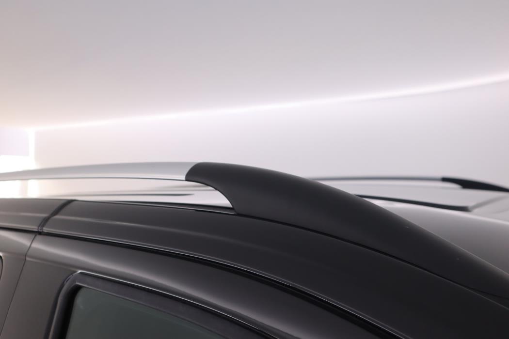 MERCEDES-BENZ V 2020