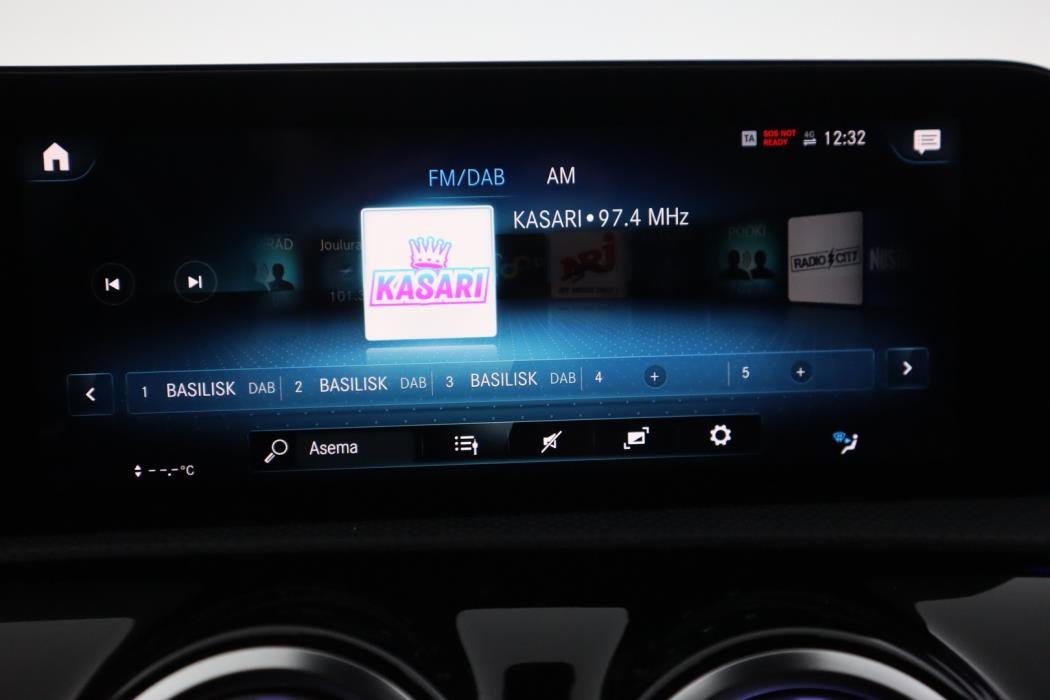 MERCEDES-BENZ CLA 2020