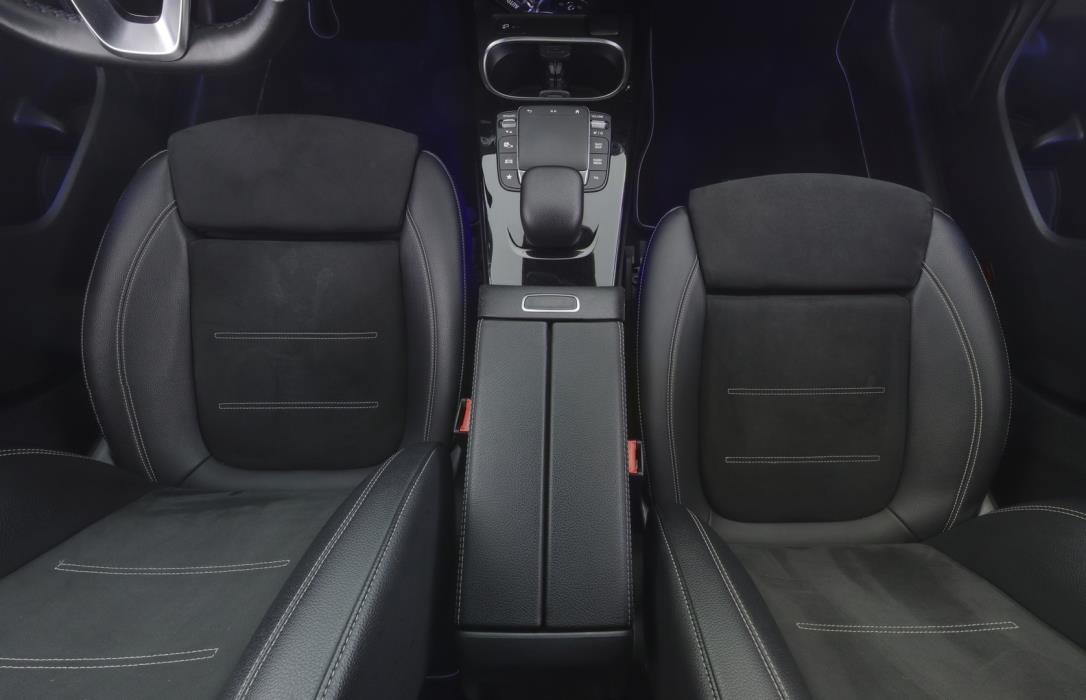 MERCEDES-BENZ CLA 2020